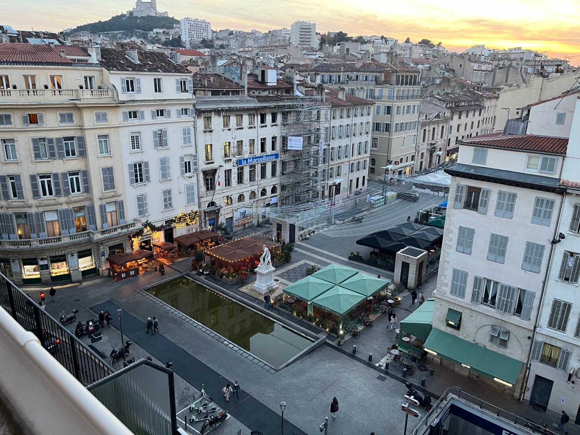 マルセイユLoft Moderne Vue Vieux Port Terrasse Rooftopアパートメント エクステリア 写真